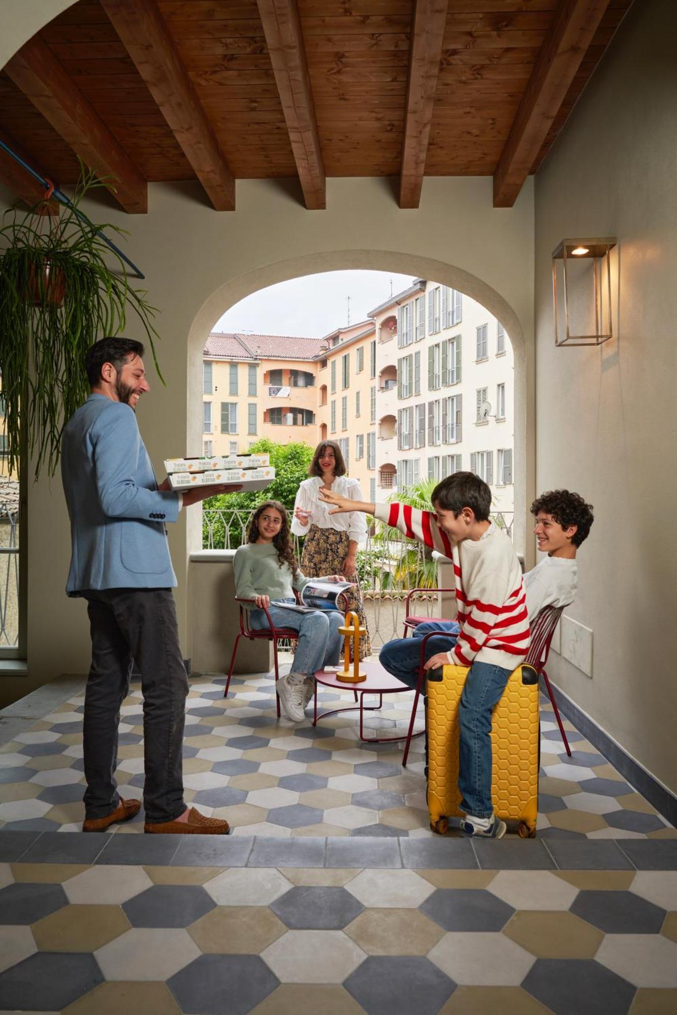 Rego Apartments - Boutique Aparthotel & Serenity Spa With Some Off-Site Apartments In The Heart Of Bergamo City Center Εξωτερικό φωτογραφία