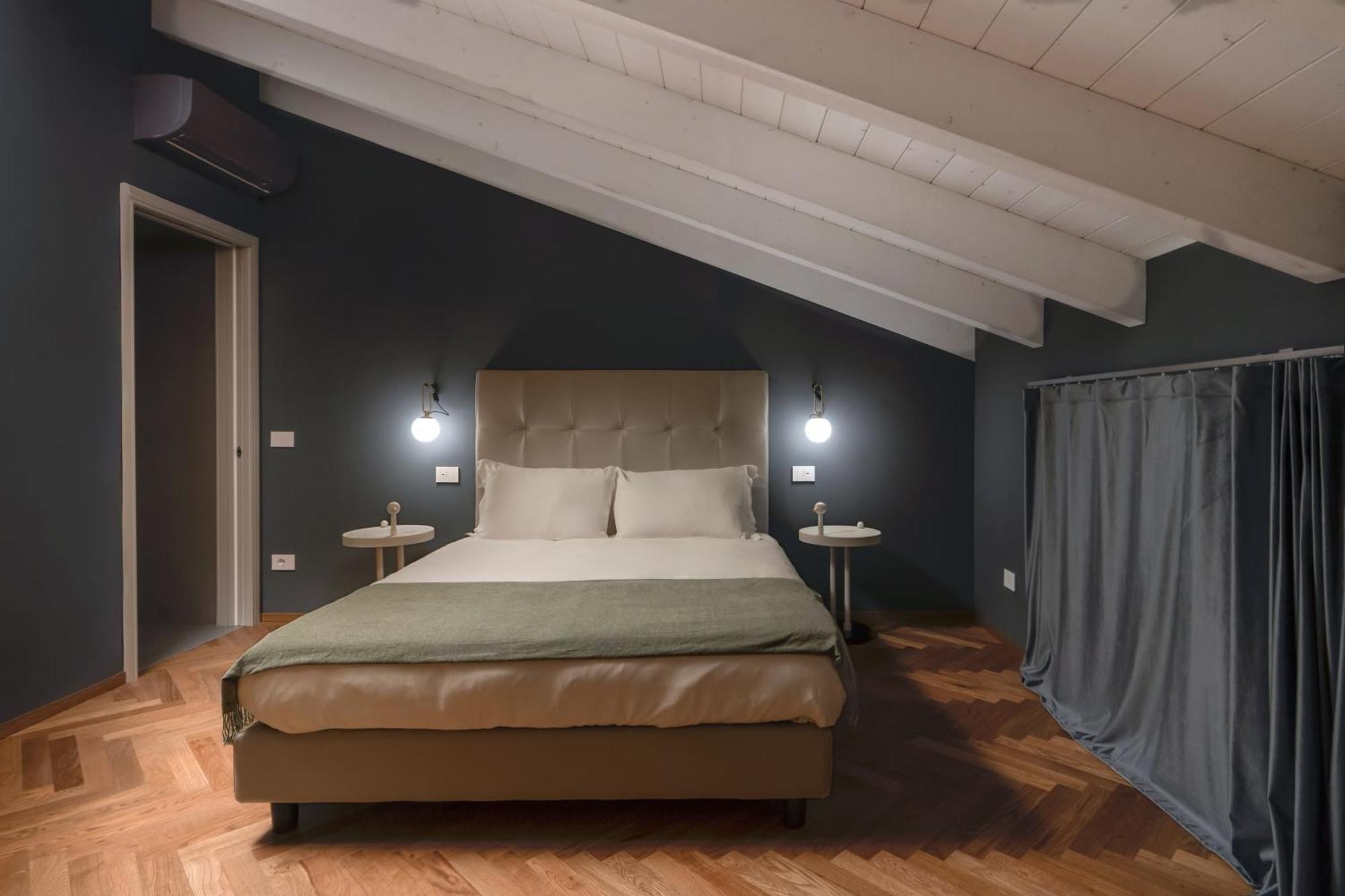 Rego Apartments - Boutique Aparthotel & Serenity Spa With Some Off-Site Apartments In The Heart Of Bergamo City Center Δωμάτιο φωτογραφία